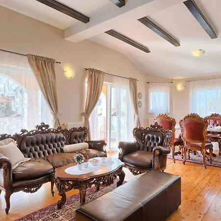 Villa Family House Seamare I